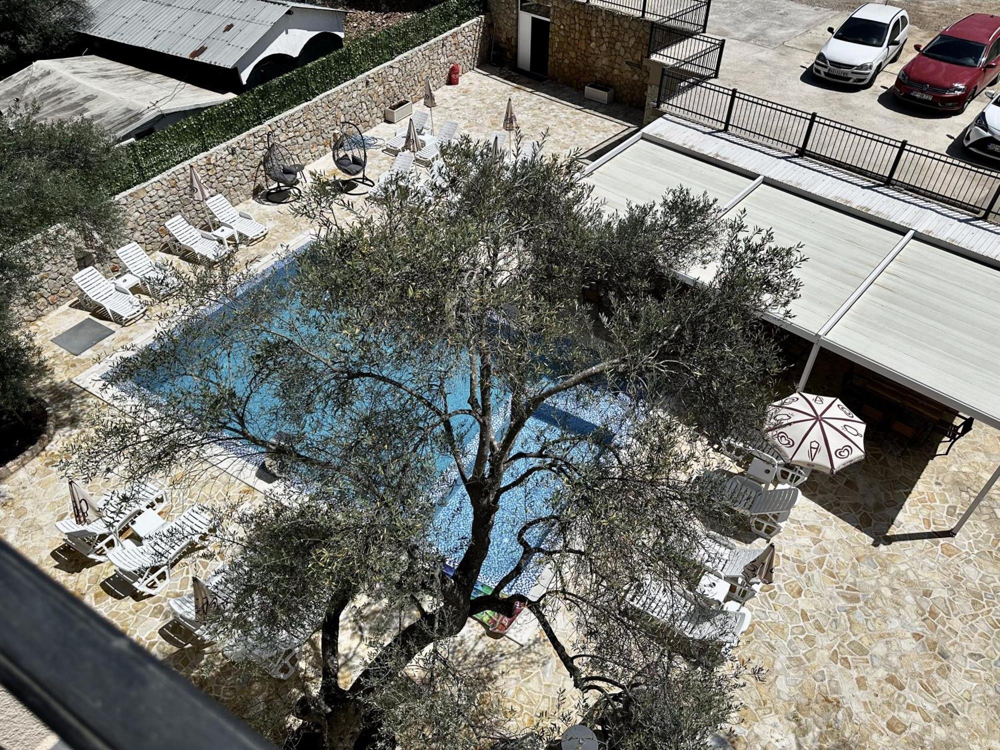 Akhdar Apartments Utjeha Bagian luar foto