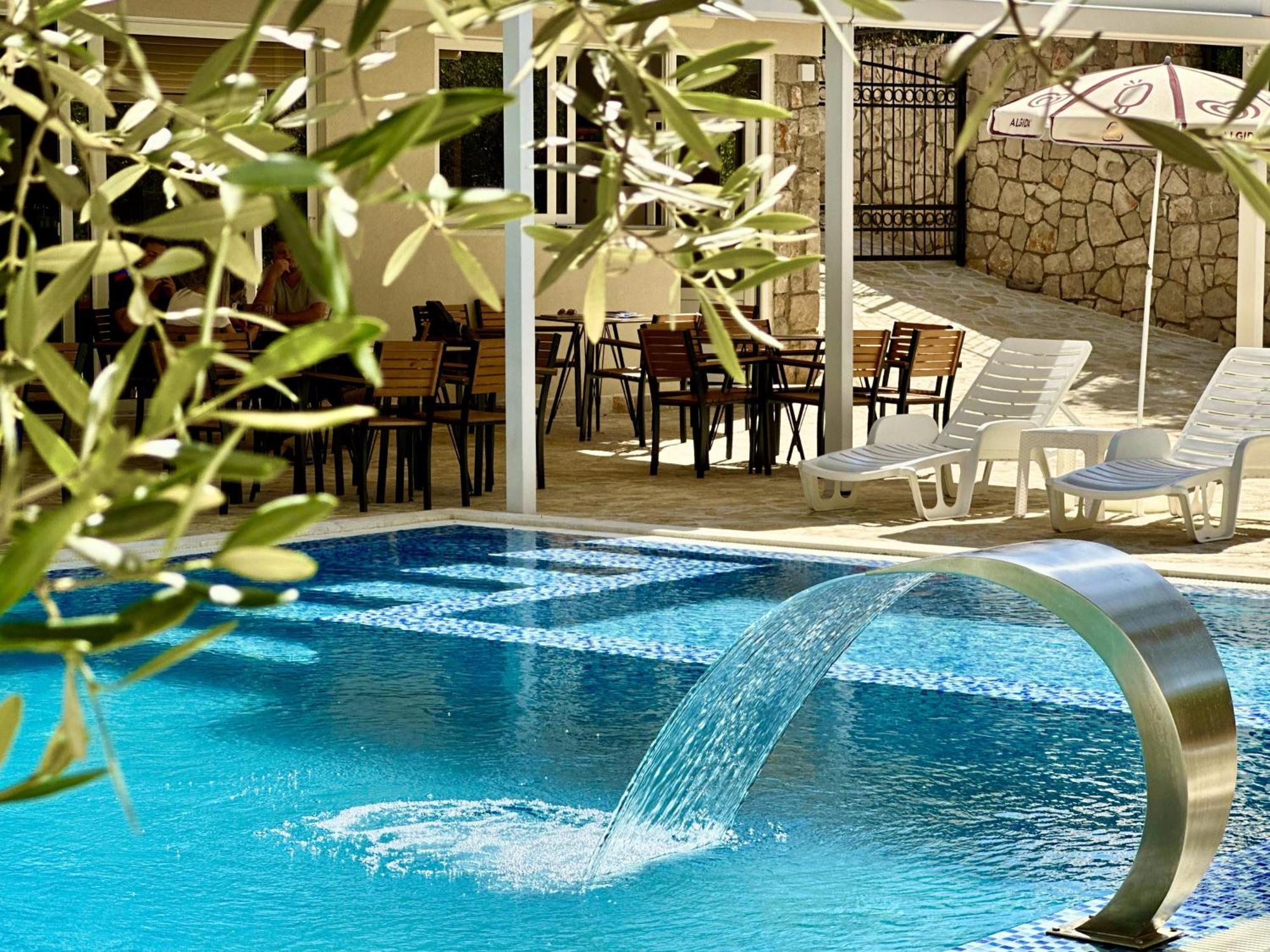 Akhdar Apartments Utjeha Bagian luar foto