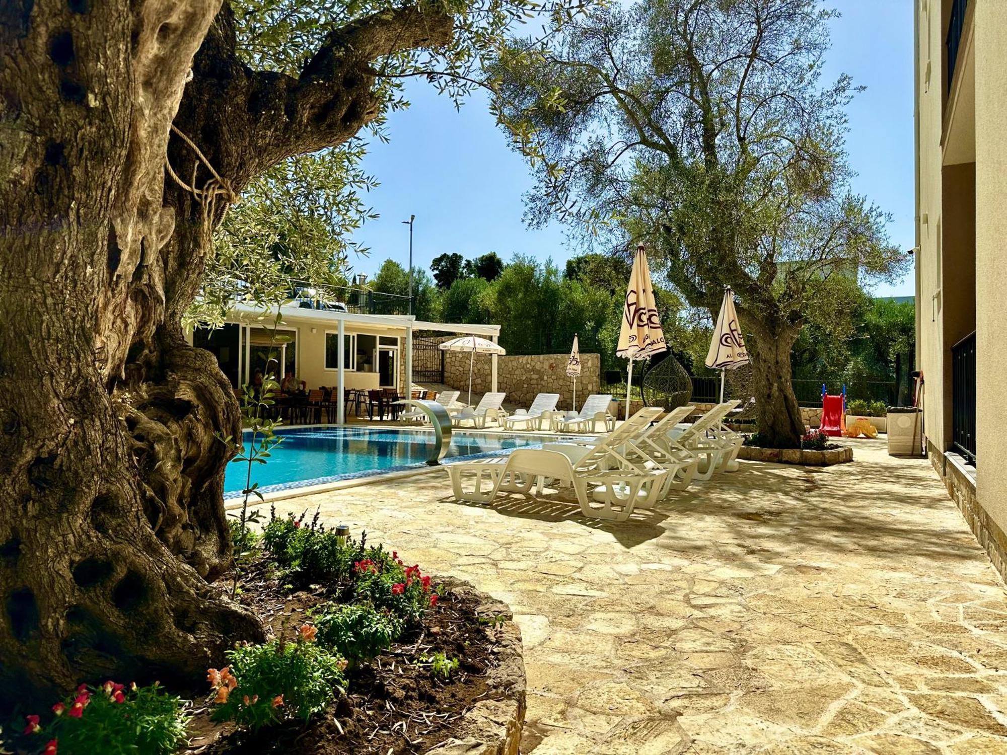 Akhdar Apartments Utjeha Bagian luar foto